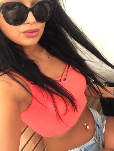 Cumhuri̇yet VIP Escort Bayan Ezgi