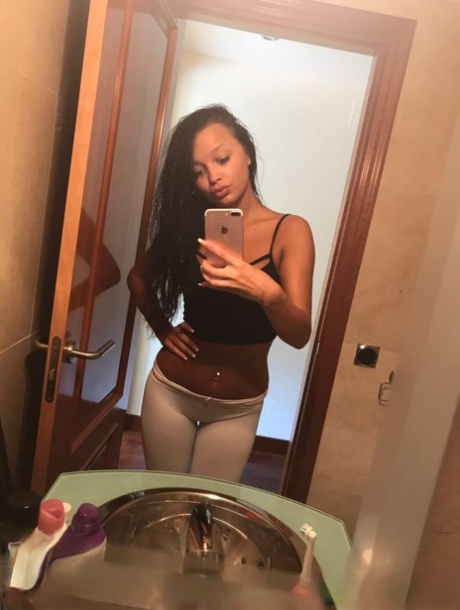 Cumhuri̇yet VIP Escort Ezgi